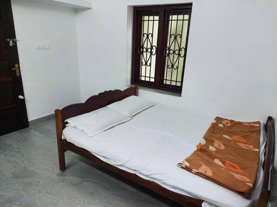Forestay -3 Bhk Villa Kochi Pallipuram Экстерьер фото